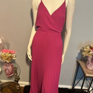 Elegant Pink Sleeveless Dress